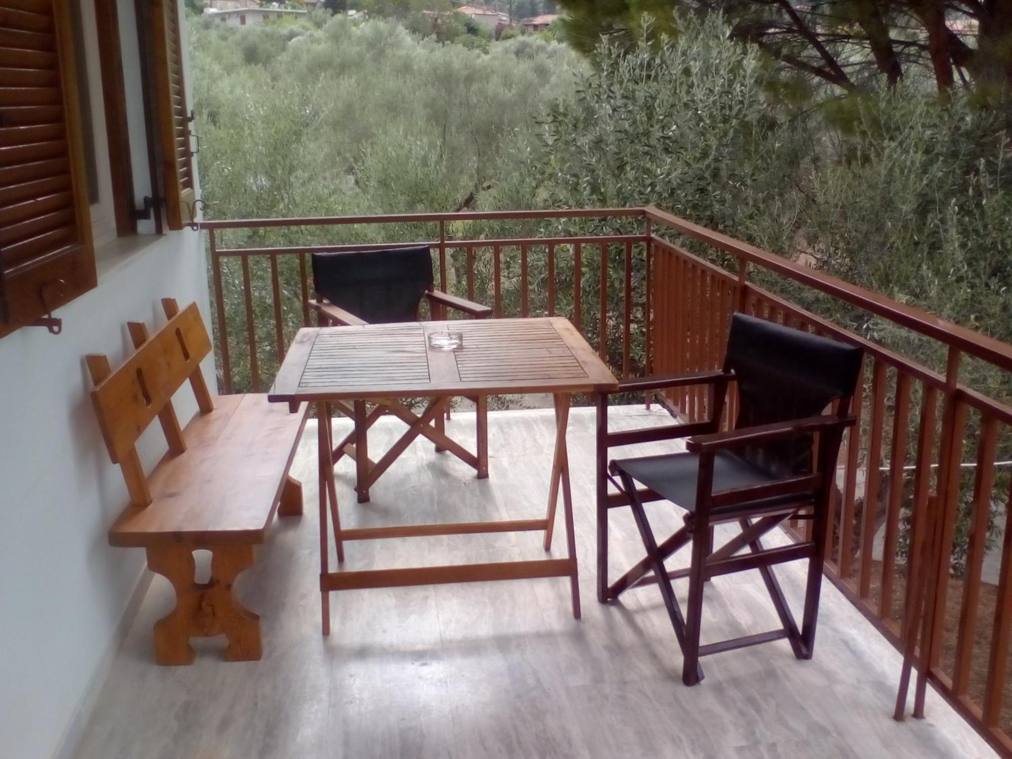הוילה מישטראש Manousi 2 - First Floor מראה חיצוני תמונה